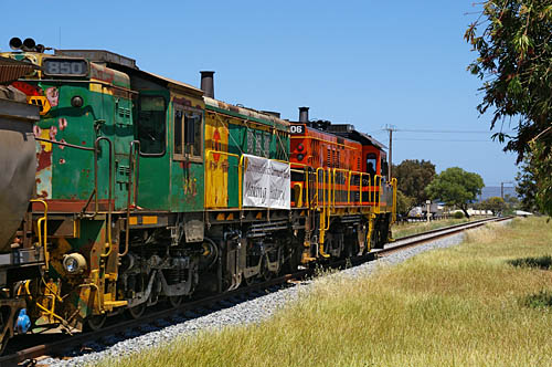 Commemorative train